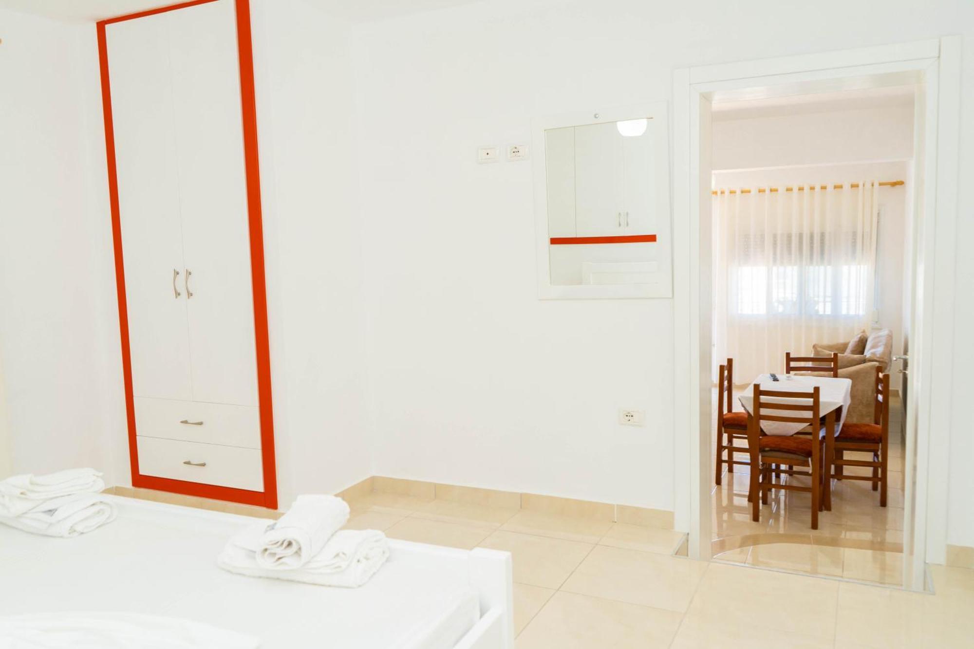 Vila Aliaj วญอเรอ ภายนอก รูปภาพ